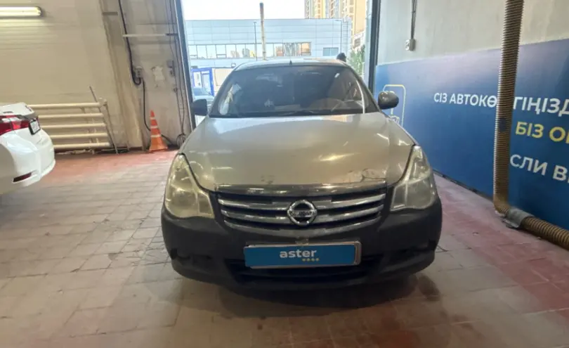 Nissan Almera 2013 года за 2 900 000 тг. в Астана фото 2