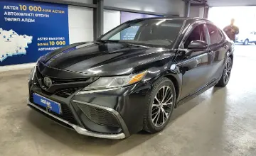 Toyota Camry 2018 года за 11 000 000 тг. в Астана фото 1