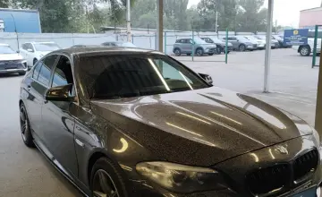 BMW 5 серии 2014 года за 10 000 000 тг. в Алматы фото 3