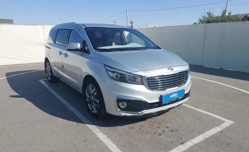 Kia Carnival 2016 года за 10 000 000 тг. в Шымкент фото 2