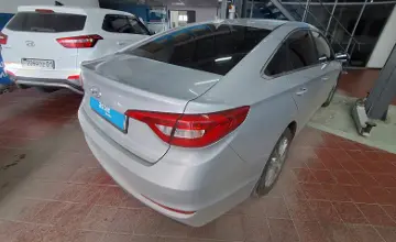 Hyundai Sonata 2017 года за 7 500 000 тг. в Астана