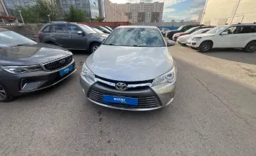 Toyota Camry 2015 года за 9 400 000 тг. в Астана фото 2