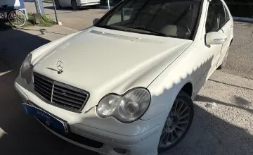 Mercedes-Benz C-Класс 2004 года за 3 500 000 тг. в Усть-Каменогорск фото 1