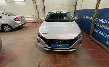 Hyundai Accent 2020 года за 6 500 000 тг. в Астана фото 2