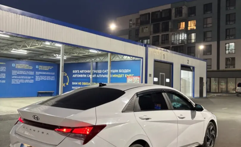 Hyundai Elantra 2022 года за 7 000 000 тг. в Алматы фото 5
