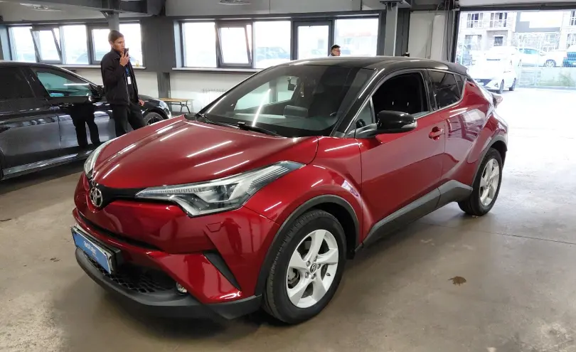 Toyota C-HR 2019 года за 9 500 000 тг. в Астана