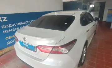 Toyota Camry 2019 года за 11 900 000 тг. в Астана