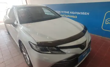 Toyota Camry 2019 года за 11 900 000 тг. в Астана фото 3