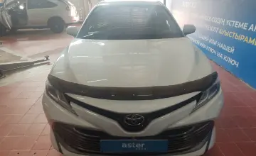 Toyota Camry 2019 года за 11 900 000 тг. в Астана фото 2
