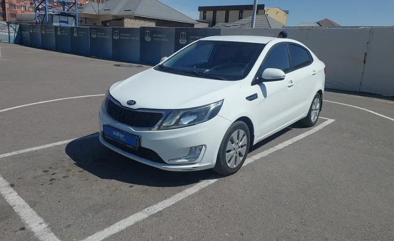 Kia Rio 2015 года за 4 700 000 тг. в Шымкент