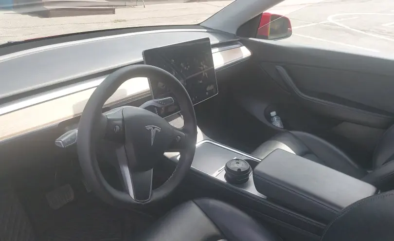 Tesla Model Y 2021 года за 13 500 000 тг. в Алматы фото 5