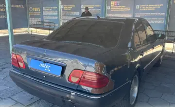 Mercedes-Benz E-Класс 1999 года за 2 200 000 тг. в Талдыкорган