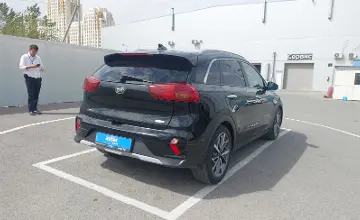 Kia Niro 2019 года за 9 000 000 тг. в Шымкент фото 3