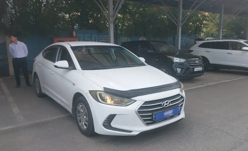 Hyundai Elantra 2018 года за 7 700 000 тг. в Алматы фото 2