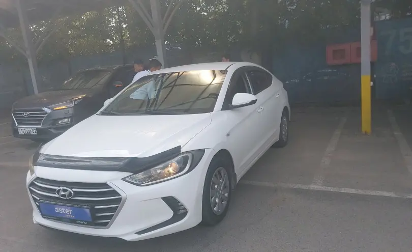 Hyundai Elantra 2018 года за 7 700 000 тг. в Алматы