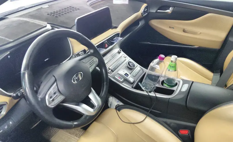 Hyundai Santa Fe 2021 года за 13 000 000 тг. в Астана фото 5