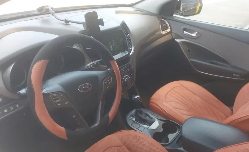 Hyundai Santa Fe 2017 года за 10 000 000 тг. в Алматы фото 5