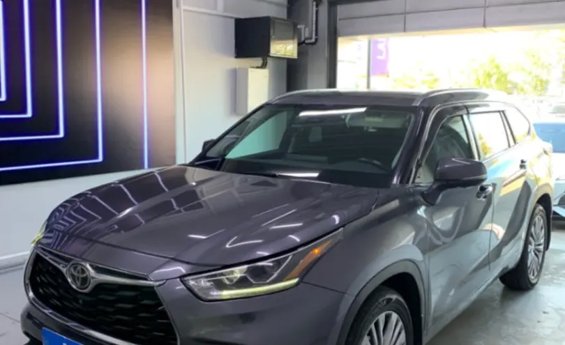 Toyota Highlander 2021 года за 25 000 000 тг. в Павлодар