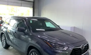 Toyota Highlander 2021 года за 25 000 000 тг. в Павлодар фото 3