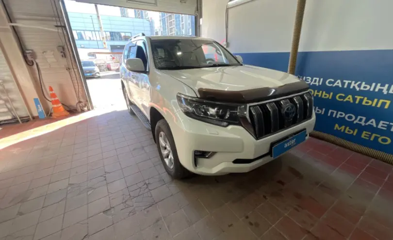 Toyota Land Cruiser Prado 2020 года за 21 000 000 тг. в Астана фото 3