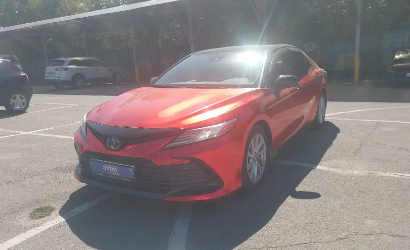 Toyota Camry 2023 года за 9 000 000 тг. в Алматы