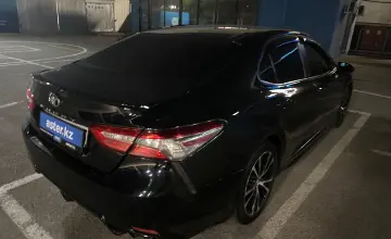 Toyota Camry 2018 года за 10 000 000 тг. в Алматы фото 3