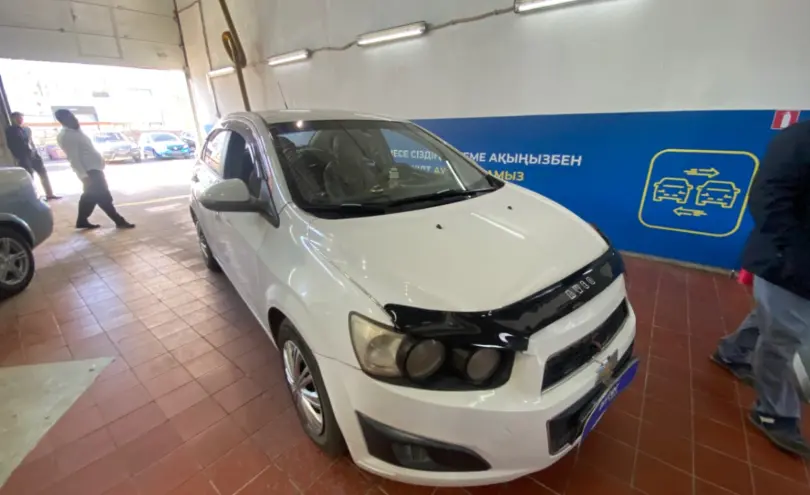 Chevrolet Aveo 2014 года за 3 500 000 тг. в Астана фото 3