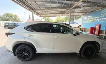 Lexus NX 2018 года за 16 500 000 тг. в Алматы фото 4