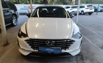 Hyundai Sonata 2020 года за 9 000 000 тг. в Алматы фото 2