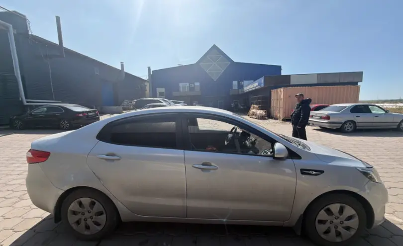 Kia Rio 2014 года за 4 300 000 тг. в Караганда фото 4
