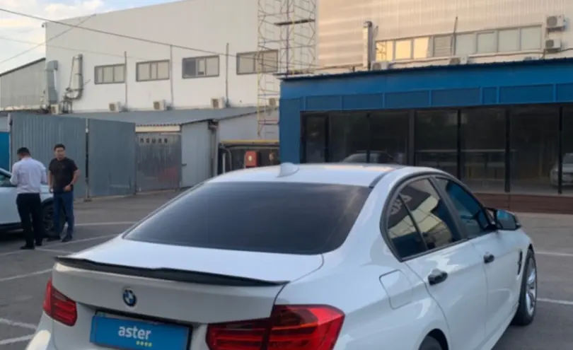 BMW 3 серии 2014 года за 10 700 000 тг. в Алматы фото 3