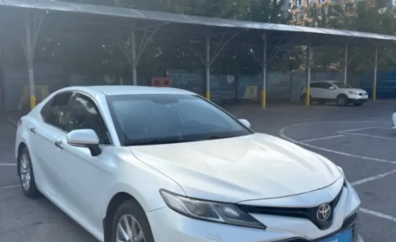 Toyota Camry 2019 года за 12 000 000 тг. в Алматы фото 2