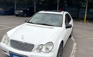 Mercedes-Benz C-Класс 2001 года за 2 100 000 тг. в Алматы фото 1