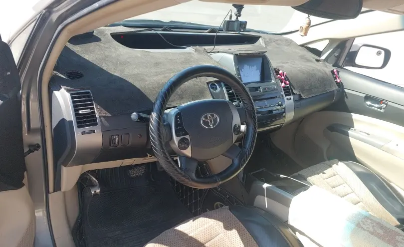 Toyota Prius 2004 года за 3 400 000 тг. в Шымкент фото 5