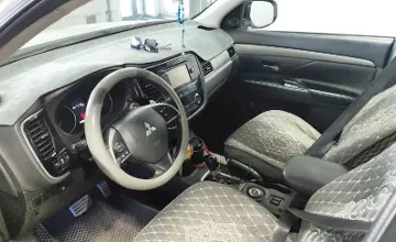 Mitsubishi Outlander 2013 года за 5 500 000 тг. в Астана фото 5