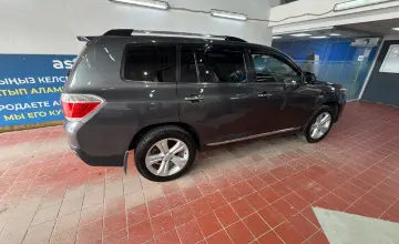 Toyota Highlander 2013 года за 12 500 000 тг. в Астана фото 4