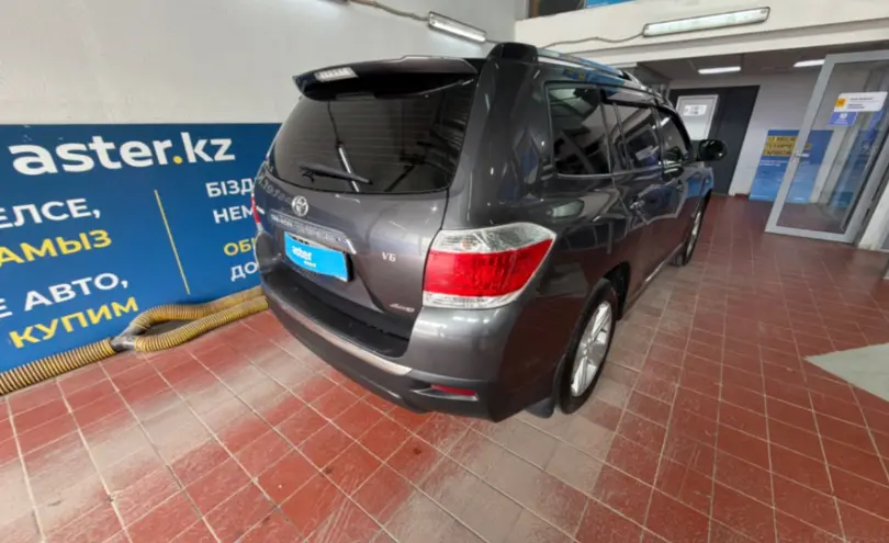 Toyota Highlander 2013 года за 12 500 000 тг. в Астана фото 5