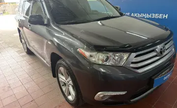Toyota Highlander 2013 года за 12 500 000 тг. в Астана фото 3