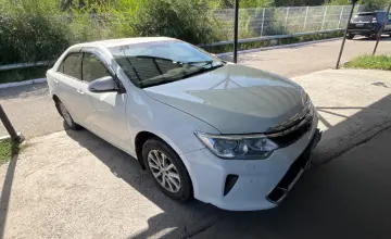 Toyota Camry 2015 года за 9 800 000 тг. в Усть-Каменогорск фото 3