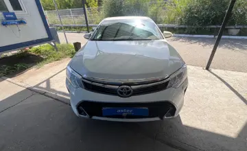 Toyota Camry 2015 года за 9 800 000 тг. в Усть-Каменогорск фото 2