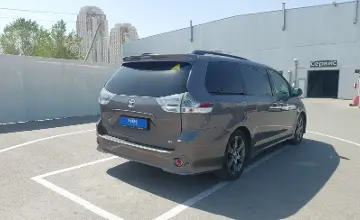 Toyota Sienna 2016 года за 15 000 000 тг. в Шымкент фото 3