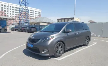 Toyota Sienna 2016 года за 15 000 000 тг. в Шымкент фото 1