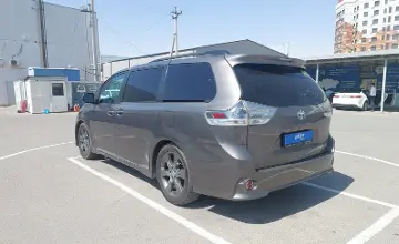 Toyota Sienna 2016 года за 15 000 000 тг. в Шымкент фото 4