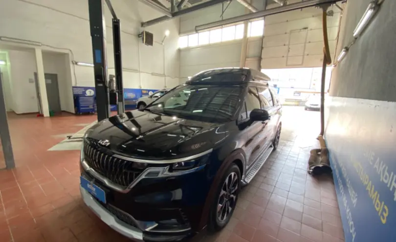 Kia Carnival 2022 года за 25 000 000 тг. в Астана