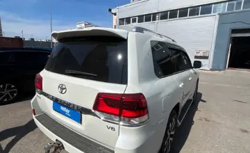 Toyota Land Cruiser 2020 года за 34 000 000 тг. в Астана