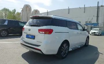 Kia Carnival 2016 года за 11 000 000 тг. в Шымкент фото 3