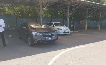 Kia Cerato 2015 года за 5 000 000 тг. в Алматы фото 2