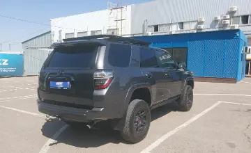 Toyota 4Runner 2022 года за 30 000 000 тг. в Алматы фото 3