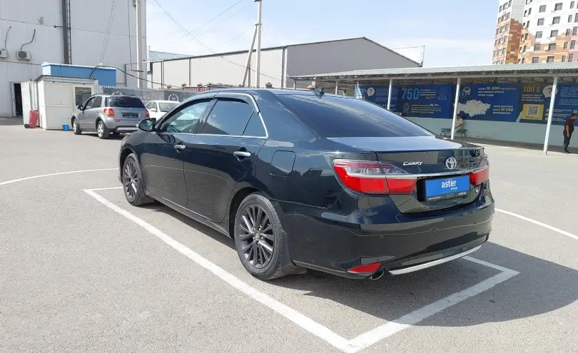 Toyota Camry 2018 года за 13 500 000 тг. в Шымкент фото 4