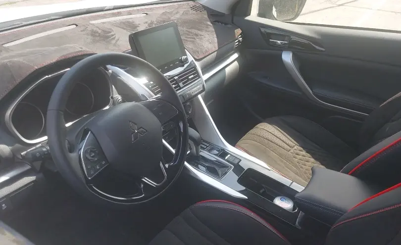 Mitsubishi Eclipse Cross 2023 года за 12 000 000 тг. в Алматы фото 5
